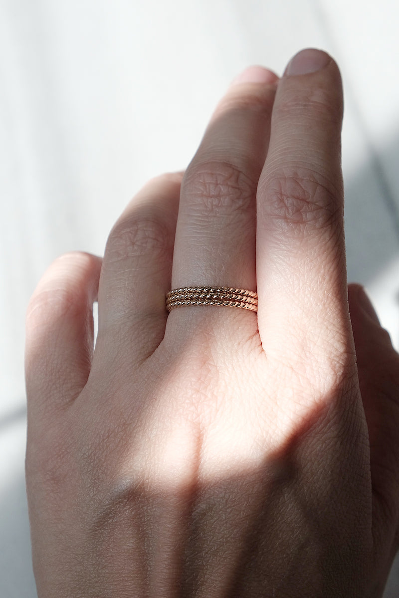 ÉCHANTILLON // Bague triple torsade // Doré
